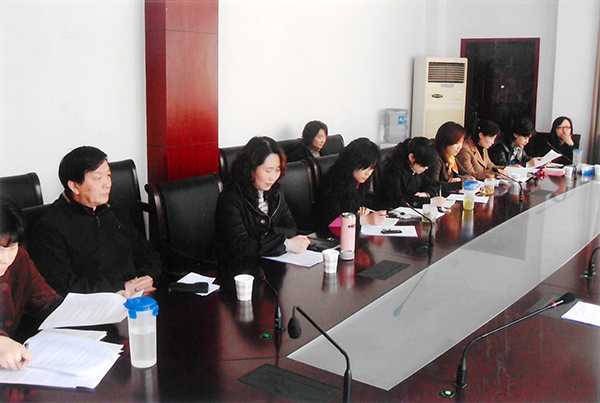 照片 王志方教授支持学校教学研讨会（左一） 副本.JPG
